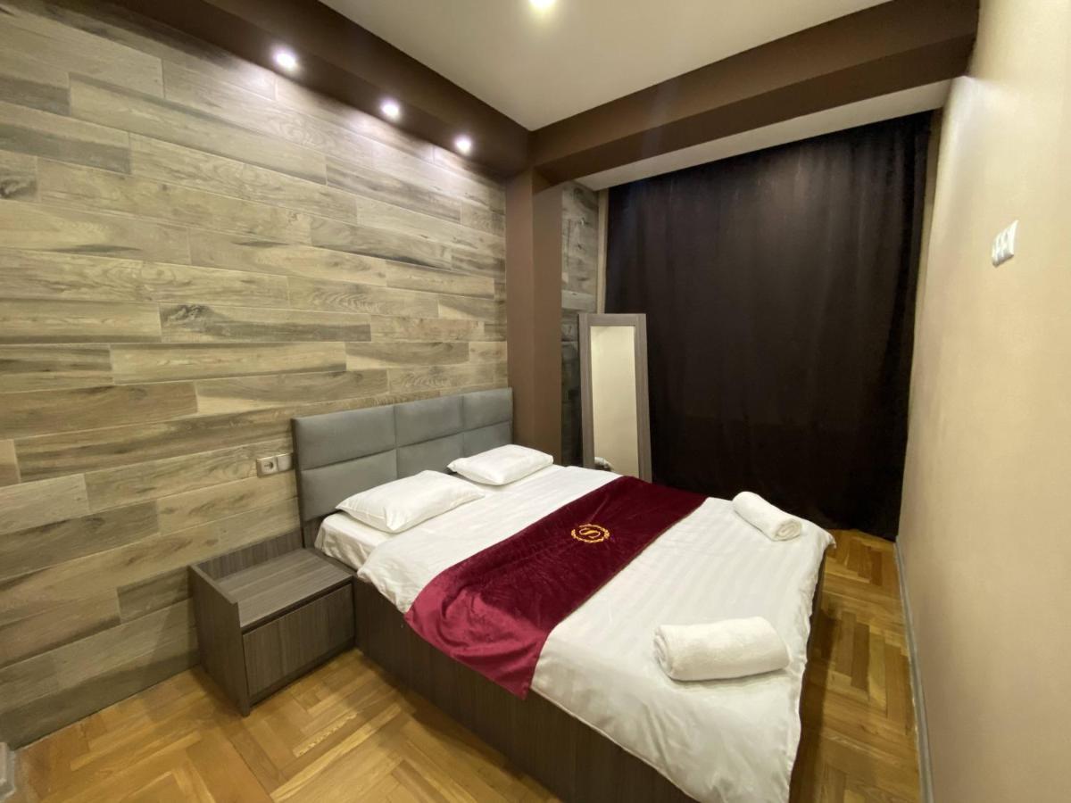 Superior Apartment On Kostava Тбилиси Экстерьер фото