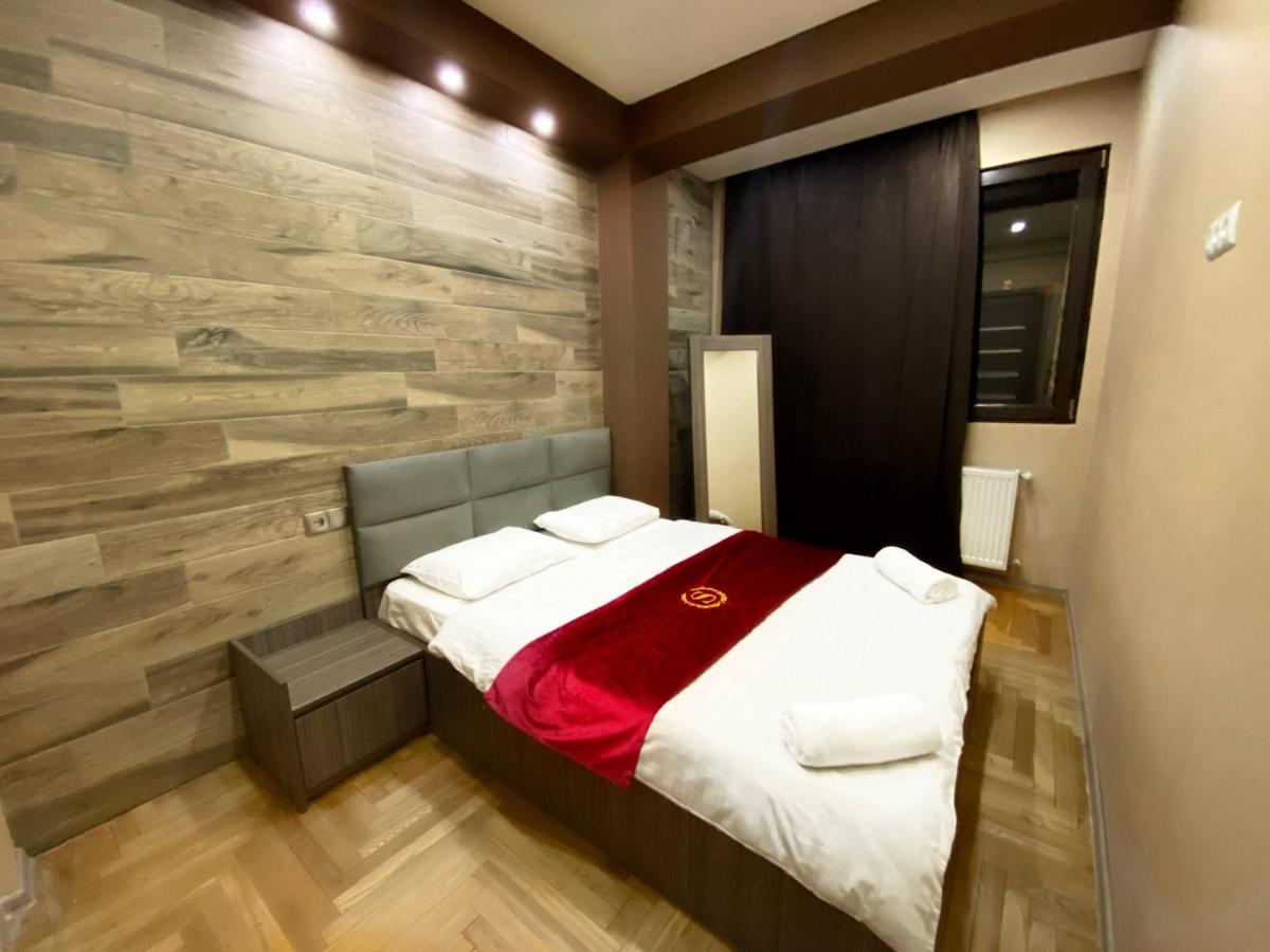 Superior Apartment On Kostava Тбилиси Экстерьер фото